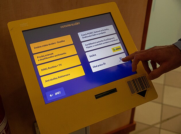 Tři klienti za dva dny. Úřad práce na poště neláká, provoz se nově rozšířil - iDNES.cz