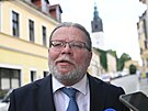 Kandidát do Evropského parlamentu Alexandr Vondra volil v Litom��icích. (7....