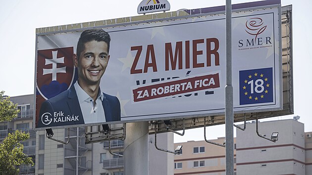 Volebn� plak�ty vl�dnouc� strany Sm�r (8. �ervna 2024)