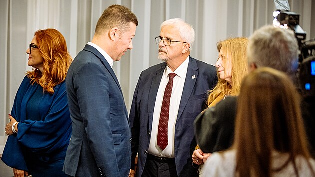 Kandidt Ivan David a Tomio Okamura z SPD. (9. ervna 2024)