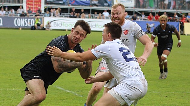 Tm New Zealand Ambassadors XV. se opt utk s eskm nrodnm tmem v FCC rugby aren RC Tatra Smchov