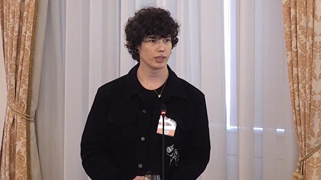 Daniel Black, který se narodil jako mu�, pro�el zm�nou pohlaví na �enu a znovu...