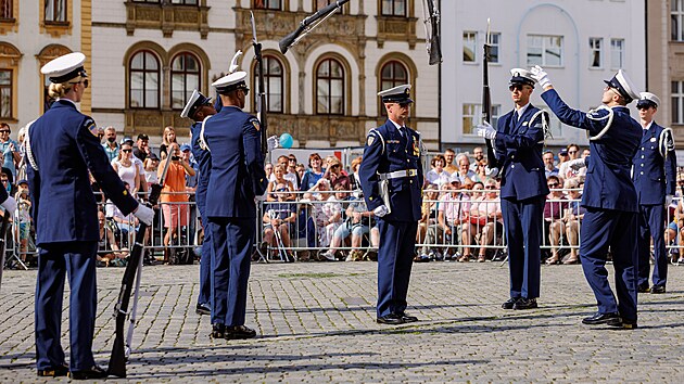 Na mezinrodn pehldku jednotek estnch str dorazili do Olomouce i zstupci z USA.