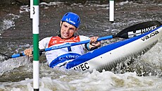 Ji�í Prskavec na domácím Sv�tovém poháru ve vodním slalomu v Praze.