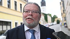 Kandidát do Evropského parlamentu Alexandr Vondra volil v Litomicích. (7....