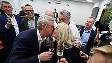 Radost ve �tábu hnutí ANO po vydání výsledk� voleb do Evropského parlamentu....