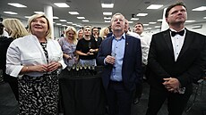 Netrp�livé o�ekávání vyhlá�ení výsledk� voleb ve �tábu hnutí ANO. (9. �ervna...