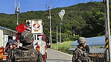 KLDR posílá nad Jiní Koreu balony s odpadky. (29. kvtna 2024)