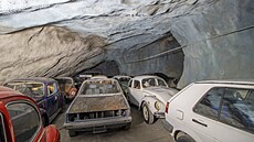 V opu�t�ném dole ve �výcarsku objevil nizozemský YouTuber Bob Thissen n�kolik...