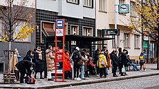 Na And�lu se kup�íkladu místní autobusová zastávka do�kala zm�ny naposled 12....