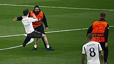 Úvod finále Ligy mistr� mezi Realem Madrid a Dortmundem naru�ilo n�kolik...