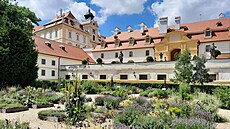 Bylinková zahrada Lu & Tiree Chmelar ve Valticích (Jihomoravský kraj)