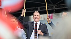 Rakouský europoslanec a �len Svobodné strany Rakouska (FPÖ) Harald Vilimsky ve...