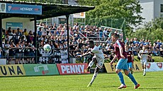 Fotbalové derby mezi Spartakem Police nad Metují a FK Náchodem v krajském...