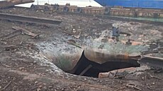 Následky ukrajinského útoku na trajekt v Ker�i na Krymu (1. �ervna 2024)