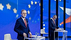 Debata premiéra a lídra vládní strany ODS i koalice SPOLU Petra Fialy a...