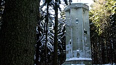 Melechov. Zalesn�ný kopec u Led�e nad Sázavou symbolizoval za Rakouska-Uherska...