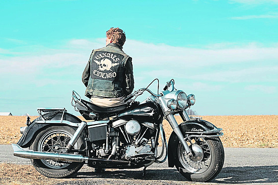 Po�ádná ná�ivka na zádech je nejen na filmovém plátn� klasickým rozli�ovacím...