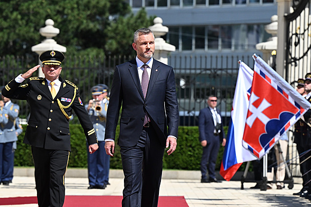Přijíždí nový slovenský prezident Pellegrini a začíná usmiřování špiček