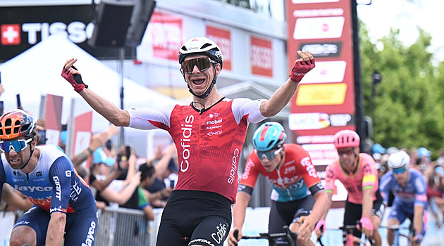 Cyklista Coquard se ve Švýcarsku po více než roce radoval z vítězství