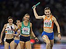 Nizozemka Femke Bolová dobíhá do cíle tafety na 4 x 400 metr.