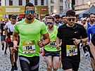 Olomouck ulice opt zaplnili bci, kte vyrazili na tra plmaratonu.