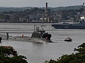 Ruská ponorka na jaderný pohon Kaza opoutí Havanu. (17. ervna 2024)