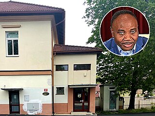 Komunitu Církev Oáza vede nigerijský duchovní vdce Festus Nsoha, který si...