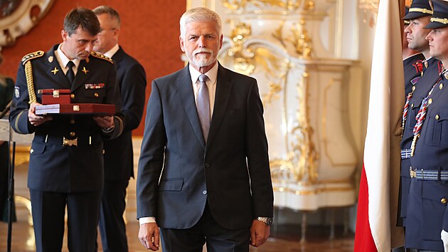 Prezident České republiky Petr Pavel udělí státní vyznamenání Řád Bílého lva slovenské prezidentce Zuzaně Čaputové. (13. června 2024)