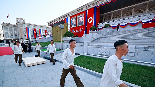 Do severokorejskho Pchjongjangu pilet na nvtvu rusk prezident Vladimir Putin. (18. ervna 2024)
