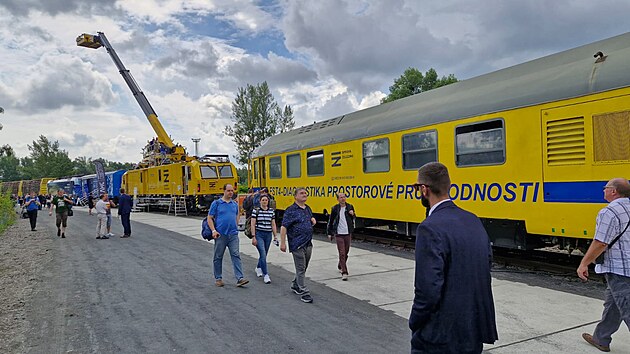 Czech Rail Days pedstavily nov bateriov vlak, prvn vyroben v esk republice, kter bude jezdit v Moravskoslezskm kraji. (11. ervna 2024)