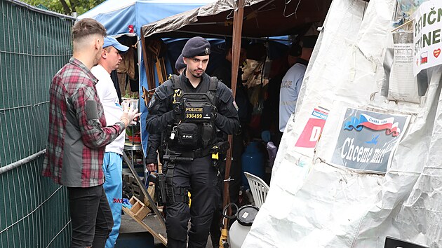 Policie ped adem vldy (13. ervna 2024)