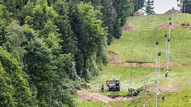 Skicentrum v Detnm buduje estisedakovou lanovku v arelu Marta I.