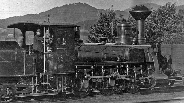 Lokomotiva �esk� severn� dr�hy �BNB V �. 63� ve stanici �esk� Kamenice. V roce 1919 byla p�ed�na polsk�m �eleznic�m PKP