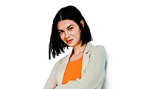 Hejivá oranová krásn vynikne na neutrálním béovém základu. Poite si...