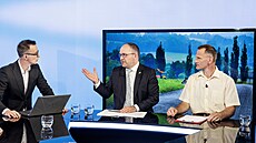 Hosty poadu Kulatý stl na téma Lesy pro dalí generace jsou ministr...