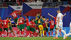 Portugalská radost po vít�zném gólu proti �esku.
