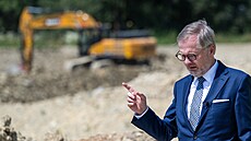 Premiér Petr Fiala pi prohlídce stavby dálnice D35 Vysoké Mýto - Dbánov.