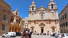 Metropolitní katedrála sv. Pavla je sídlem maltské arcidiecéze v�ele s...