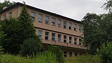 Drug-Out Klub sídlí v ulici Velká Hradební v centru Ústí nad Labem. 