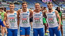 �tafeta sprinter� v cíli. Zleva: Ond�ej Macík, Jan Jirka, Jan Veleba a Zden�k...