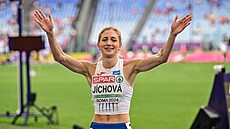 AHOJ, PA�Í�I! P�eká�ká�ka Nikoleta Jíchová si skv�lým semifinálovým b�hem na...