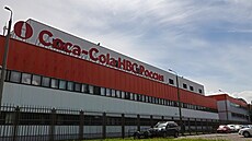 Závod spolenosti Coca-Cola HBC v Moskv. Práv odtud míí na trh ruská kola...