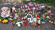 Lidé se louí se zavradnou devítiletou dívkou ukrajinského pvodu, její tlo...