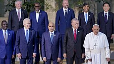 Papež František na summitu skupiny G7. (14. června 2024)
