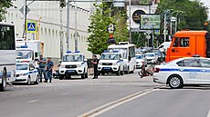 Dva dozorce, které v sobotu dr�eli mu�i ve vazební v�znici v Rostov� na Donu na...