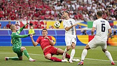 Momentka ze zápasu mezi Slovinskem a Dánskem.