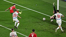 Portugalec Francisco Conceicao stílí rozhodující gól esku.