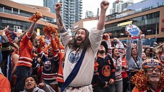 Gólové oslavy hokejist Edmontonu.