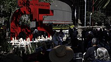 P�ipomínka tragédie v mexickém Pasta de Conchos, p�i které zem�elo 65 horník�....